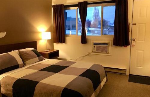 East Kootenay Hotel | Canterbury Inn