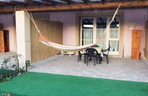 Cecina Apartment | Cantine , one-bedroom terraced house