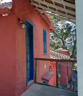 Quitandinha House | Canto Alto, Encanto