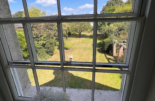 Brecon Apartment | Cantre Selyf - Spacious Apartment in our Historic Home in the Centre of Brecon