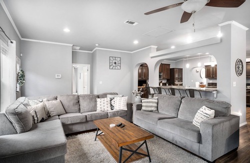 Canyon Lake House | Canyon Lake Retreat w/Hot Tub, Fire Pit & Grill!