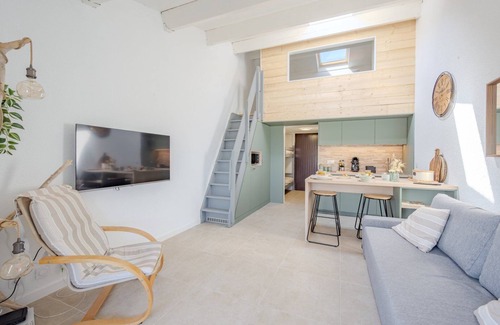 Saint-Mandrier-sur-Mer Apartment | Cap Soleil - Swimming pools, Tennis courts & Cove