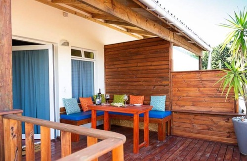 Helderberg Rural Cabin | CAPELANDS RESORT- GARDEN COTTAGE #2