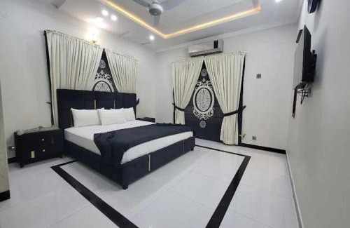 E-11 Sector House | Capital Family Lodges Guest House