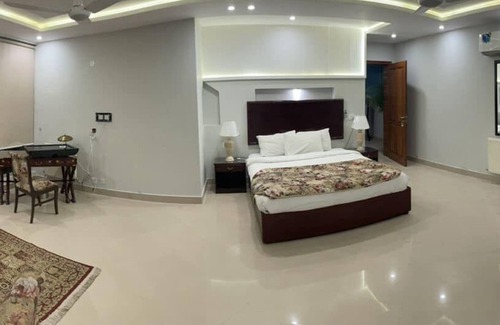 F-6 Sector House | Capital Grande