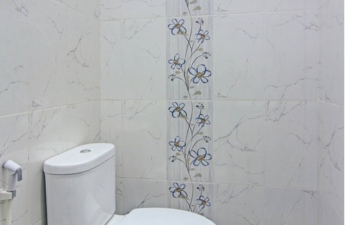 Padang Hotel | Capital O 90643 Suri Guest House Syariah