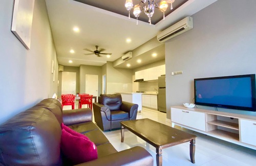 Downtown Kota Kinabalu Hotel | Capital O 90987 The Loft Residences Homestay @ Imago Shopping Mall 2