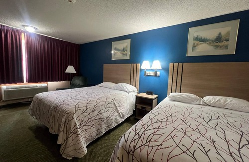 Marysville Hotel | Capital O Marysville Surf Motel Kansas