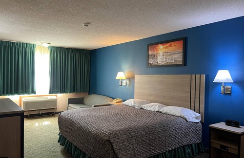 Marysville Hotel | Capital O Marysville Surf Motel Kansas