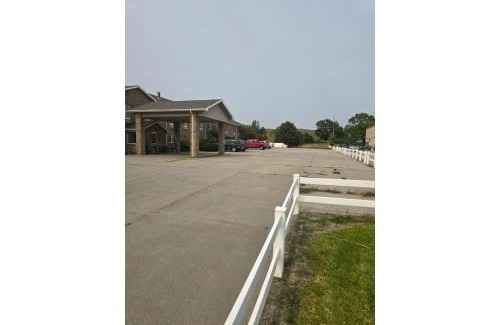 Purdum Hotel | Capital O Roadside Inn Thedford NE 2
