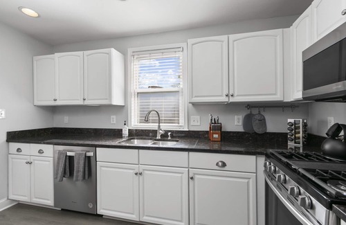 Near Northeast Bed & Breakfast | Capitol Hill Stay Like No Other