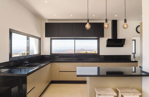 Las Brenas Villa | Caprica| Indulge in Serene Opulence at Las Breñas, Lanzarote.