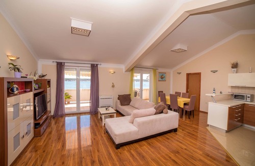 Barbat na Rabu Apartment | Captains Apartment Located in Rab Island Croatia