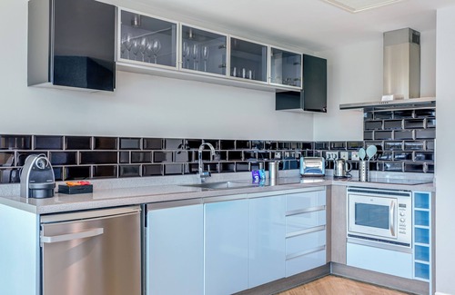 Christchurch Hotel | Captains Club Hotel