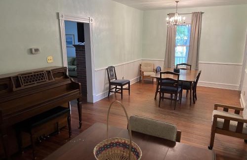 Willoughby Spit House | Captains Quarters by the Bay cottage