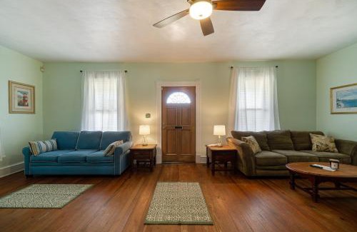 Willoughby Spit House | Captains Quarters by the Bay cottage