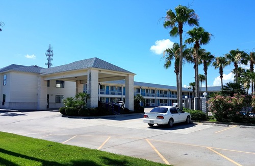 Old Town Hotel | Captains Quarters Inn