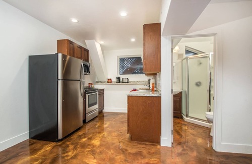 Kachina Village Cottage | Captivating 1 BR Chalet Hideaway! Prime Location!