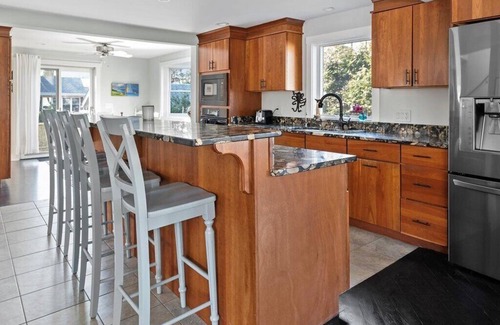 Jamestown House | Captivating Village Summer & Academic Year Rental