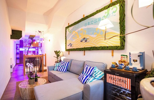 Chiaia Apartment | Caracciolo pier