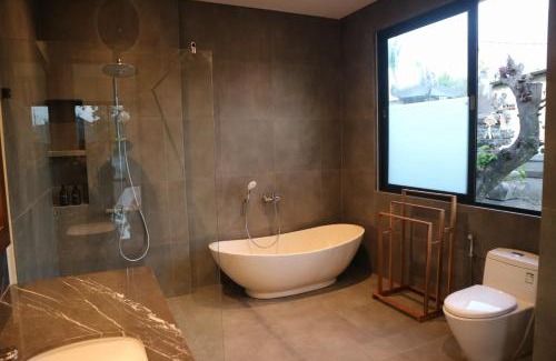 Celuk Villa | Carangsari 3 Bedroom Villa with Private Swimming Pool and Riverside