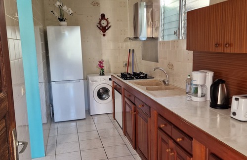 Deshaies Villa | CARBET DES ILES 1 CH 80 M 2 SPACIOUS, COMFORTABLE, FREE WIFI