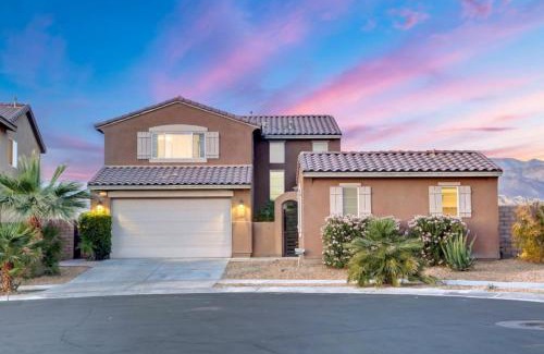 Terra Lago House | Carebnb with Waterslide and Casita