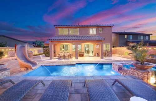 Terra Lago House | Carebnb with Waterslide and Casita