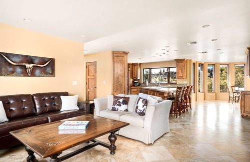 Cow Track Estates House | Carefree Crest: Jaw Dropping VIEWS, Pool, 2 Casitas, Outdoor Living!