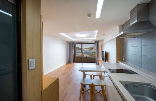 Tongyeong Hotel | Carib Condo Hotel