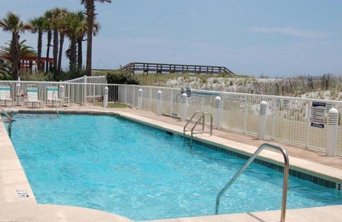Navarre Beach Apartment | Caribbean Resort 1102