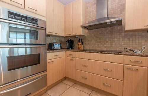 Orange Beach East Apartment | Caribe Resort 1112D by Liquid Life