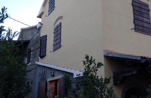 Castellina Marittima House | Carlo's Country House