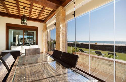 Chiclana de la Frontera Villa | Carolina Beach House