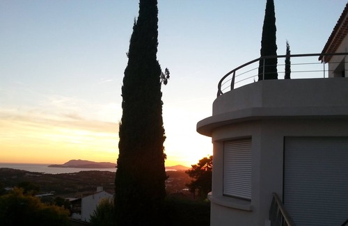 Carqueiranne Villa | Carqueiranne - 180 degree sea view - Beautiful 5 bedroom villa / 8 pers.