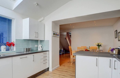Capel-Curig House | Carreg Cottage in Betws-y-Coed