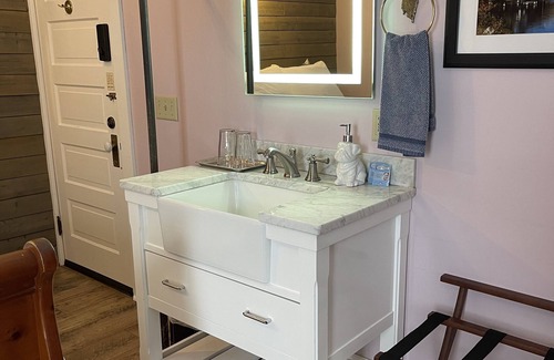 Winona Bed & Breakfast | Carriage House B&B