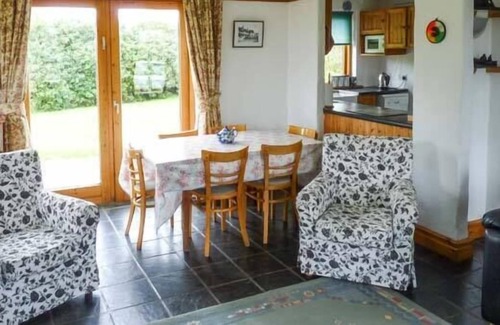 Beenbane Cottage | CARRIG MOR, family friendly in Waterville, County Kerry