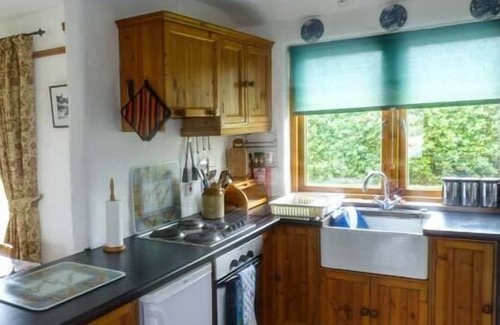 Beenbane Cottage | CARRIG MOR, family friendly in Waterville, County Kerry
