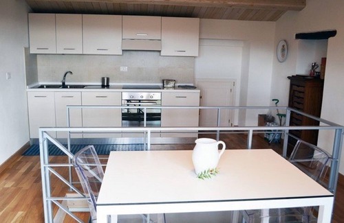 Santa Caterina dello Ionio Apartment | Casa Vacanze con Terrazzino Panoramico e Arredi di Design