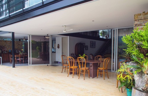 Cali House | Casa 14 The Splash-tastic Getaway