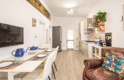 Marina Centro Apartment | Casa a due passi dal mare con giardino