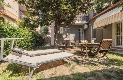 Marina Centro Apartment | Casa a due passi dalla mare con giardino