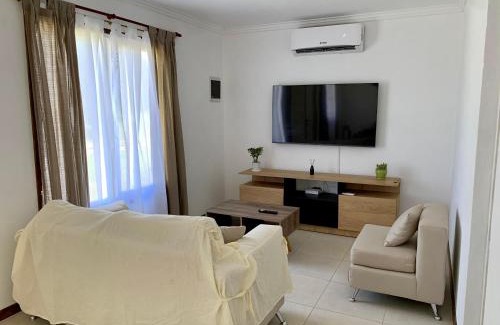 Villa Gesell House | Casa a pasos del mar, incluye Carpa