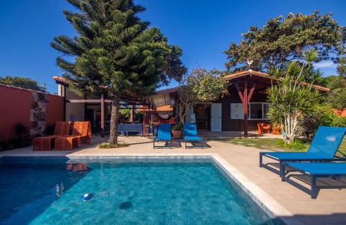 Centro House | Casa a poucos passos da praia, Geriba