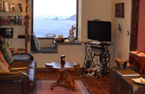 Los Llanillos House | Casa abuela Amparo