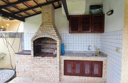 Praia da Vila House | Casa aconchegante 200m da praia WIFI NETFLIX área gourmet externa muito conforto para até12 pessoas
