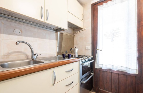 Villaggio Mandorli House | Casa ai Mandorli by Interhome