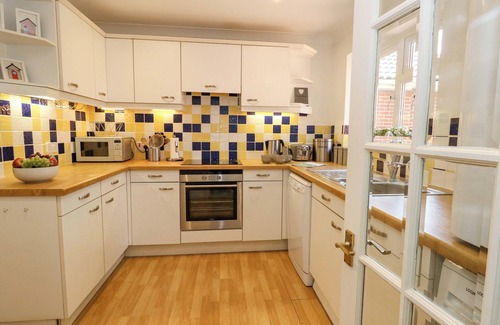 Sandbanks Cottage | CASA AL MARE, family friendly, character holiday cottage in Sandbanks