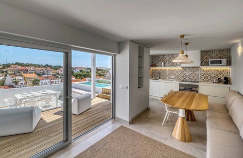 Ferragudo Ski Chalet | Casa Alba - Luxury townhouse in Ferragudo with plunge pool